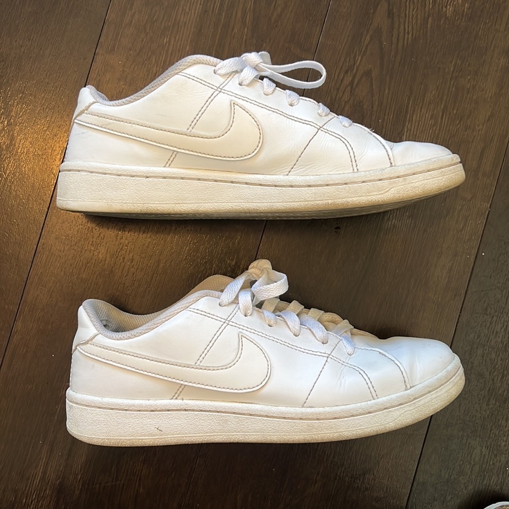 Nike court royal 2
